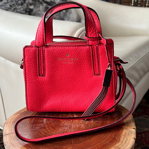 kate spade Handbags - Kate Spade mini crossbody purse in bright pink